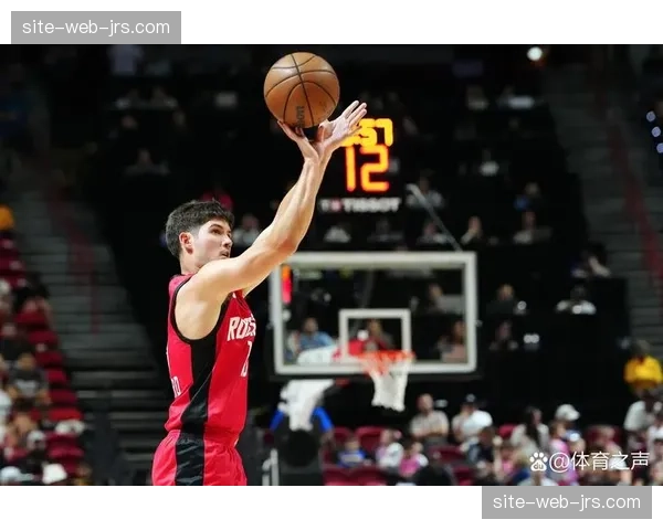 火箭谢泼德首发改善空间，阿门汤普森主防布伦森效果显著